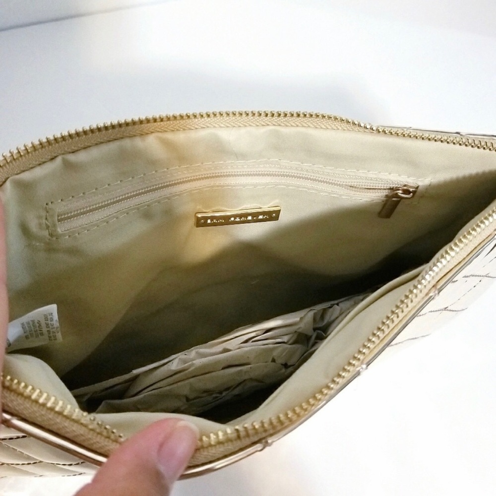 Gold Clutch - Picture 2 of 3